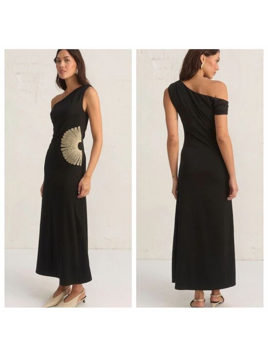 Mon Renn Dresses & Skirts - Mon Renn Black Yarah Floral Embroidery Maxi Dress Size Small NWT